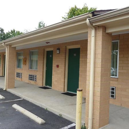 Royal Inn Motel Richmond 브랜더밀 외부 사진