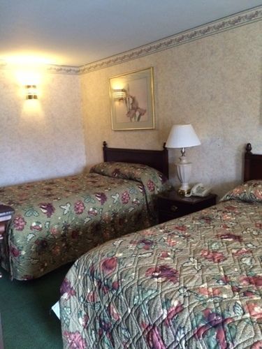 Royal Inn Motel Richmond 브랜더밀 외부 사진